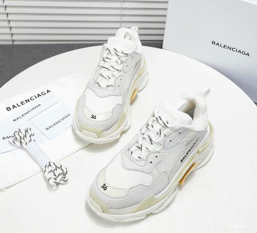 Men/Women Balenciaga Triple S Sneaker White Item 6380340