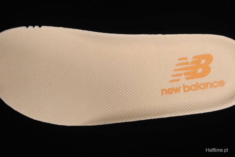 New Balance CRV CAP V2 Casual Sneakers with Flat Sole and Mesh Upper - SD3205YE2