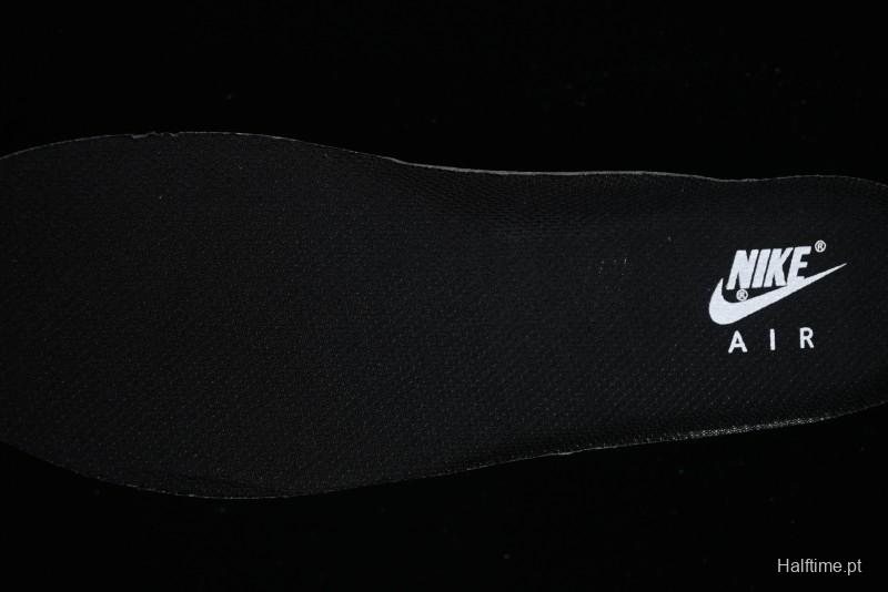 Nike Air Force 1 '07 Low Casual Sneakers in Black and White - FQ4296-101