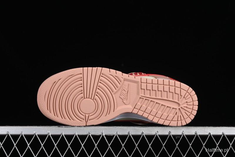 Nike Dunk Low SB Christmas Gift Strawberry Cake Casual Sneakers with Dual Laces - DD1503-118